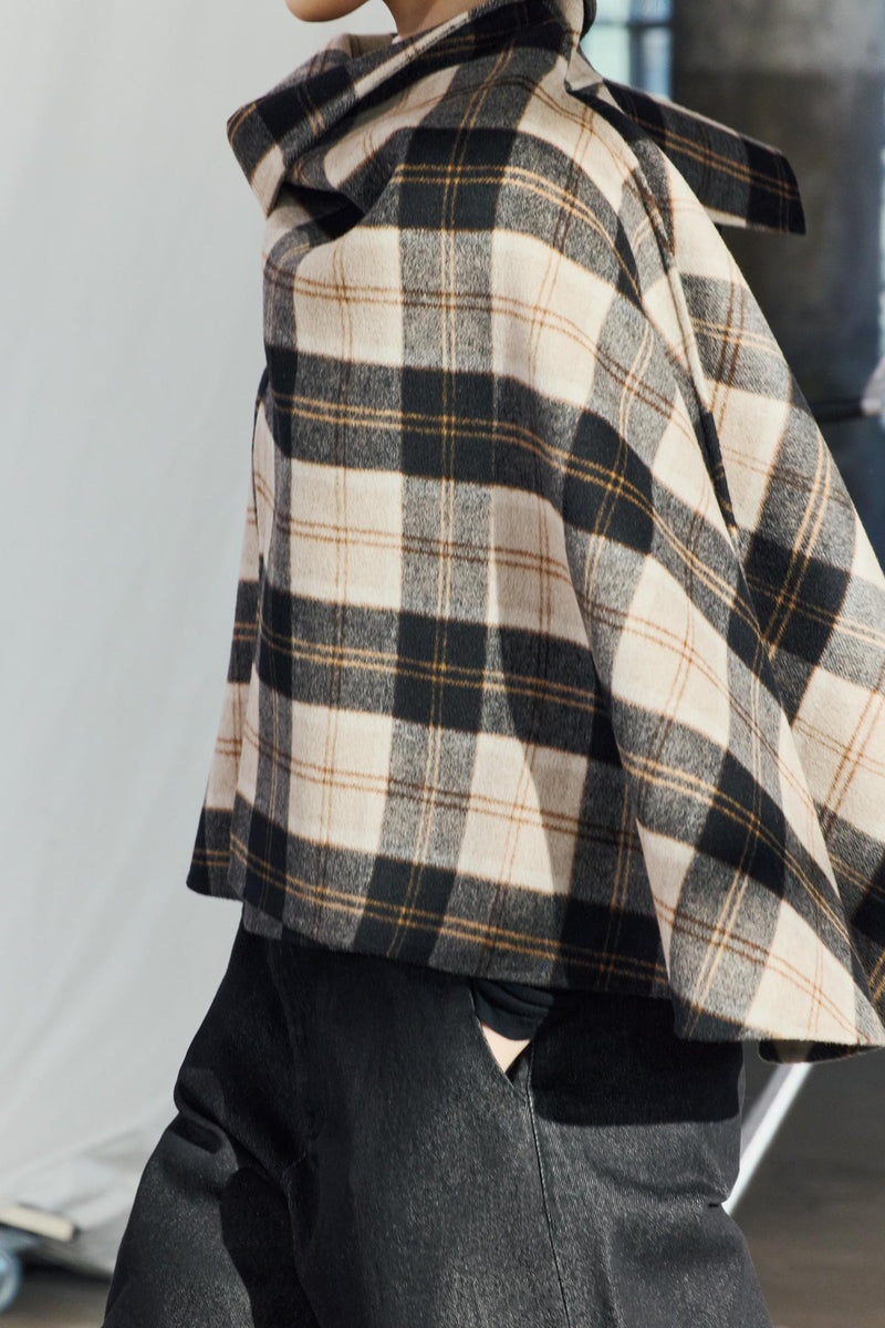 Amélie Check Cape